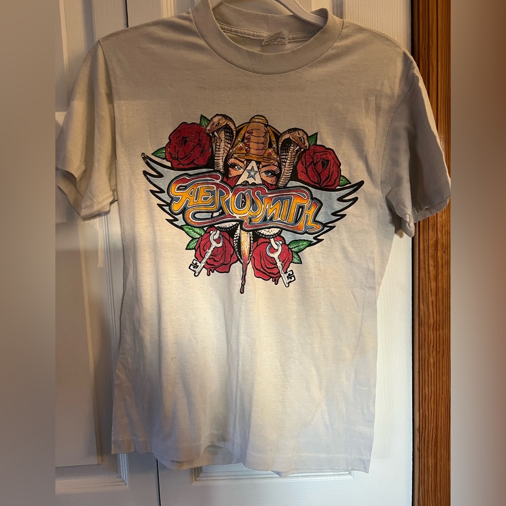 Medium original Tee from Aerosmith 1987 Tour